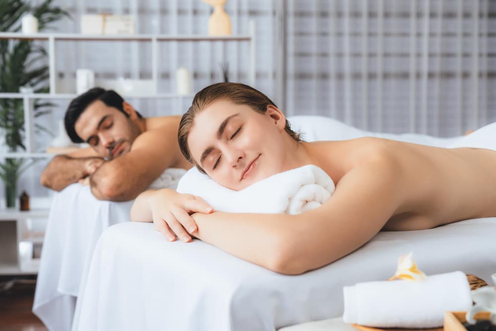 A9 Spa (Luxurious Spa & Jacuzzi)